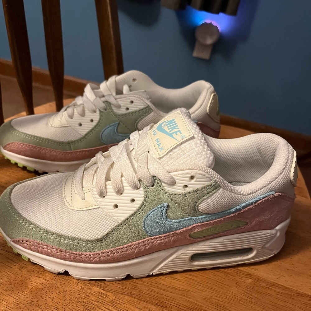 Women’s Nike Air Max